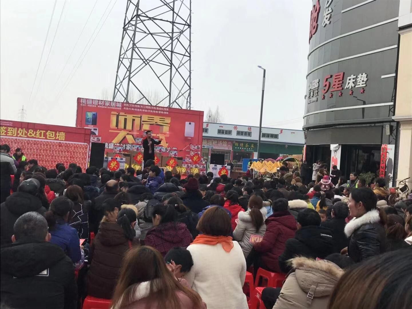 法瑞集成灶開門紅麻城站，飾界大戰(zhàn)！
