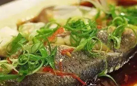 法瑞集成灶，清蒸魚的正確做法，讓食物原汁原味有營養(yǎng)。