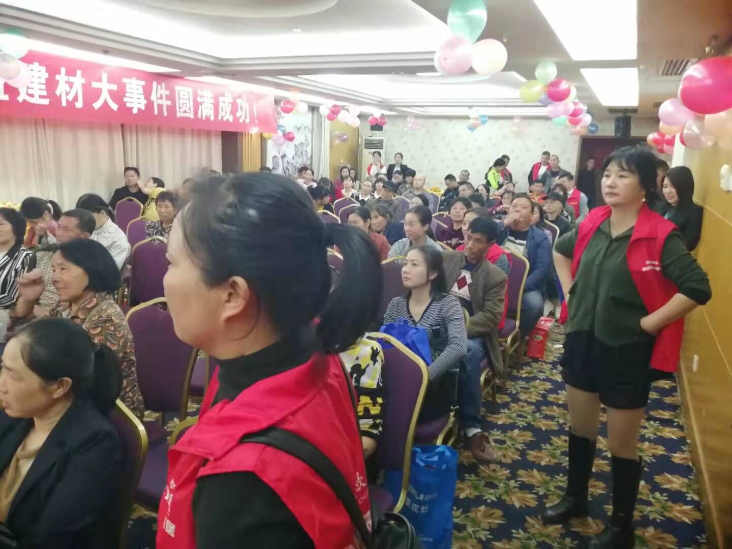 攸縣建材大事件完滿落幕，法瑞集成灶燃爆全場(chǎng)！